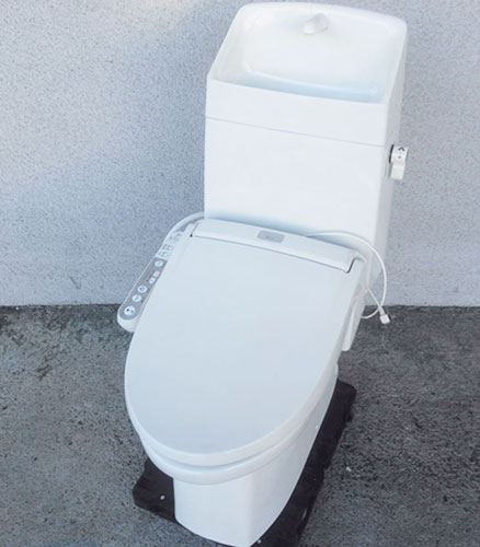 出張買取24時にお売りいただいたジャニス工業のトイレ