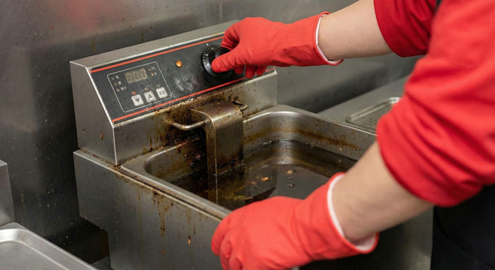 油汚れ・経年劣化品も査定対象