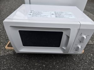 買取品 山善の電子レンジ　型番　YRT-S177（W）