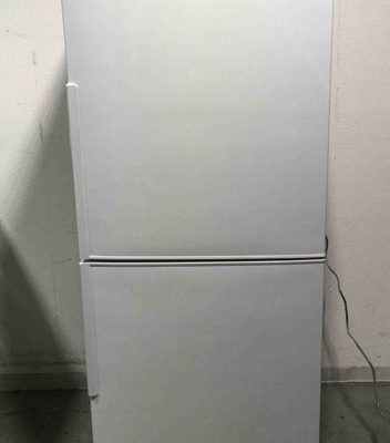 2018年製 冷蔵庫 シャープ(SHARP) SJ-PD28E-W 125Lの大容量冷凍室「メガフリーザー」を備えたプラズマクラスター冷蔵庫
