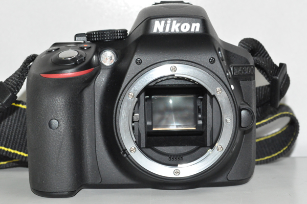 NIKON デジタル一眼レフカメラ D5300 レンズ付き