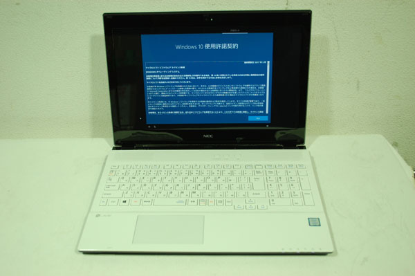 NECノートパソコン 15.6インチ PC-NS350GAW core i3 2.4Ghz 4GBメモリ