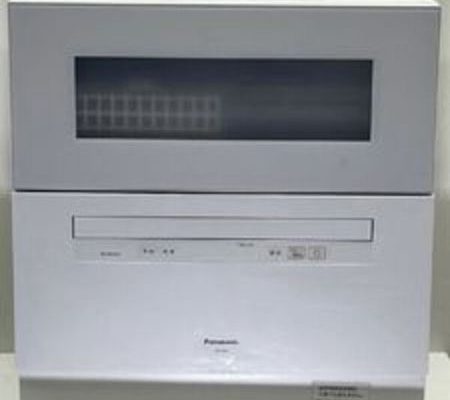 Panasonic 電気食器洗い乾燥機 NP-TH4-W 2021年製