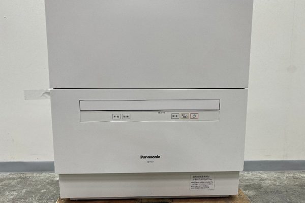 Panasonic 電気食器洗い乾燥機 NP-TA2-W 2019年製