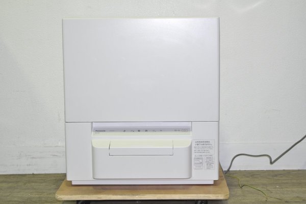 Panasonic 電気食器洗い乾燥機 NP-TSP1-W 2021年製