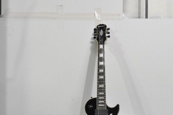 Epiphone エレキギター MKH Les Paul Custom Serial No.16072304604