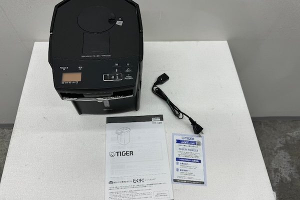 タイガー TIGER 蒸気レスVE電気まほうびん PIM-G220K 2023年製