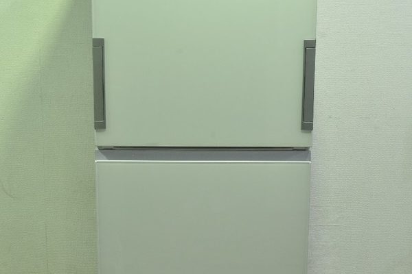 SHARP ノンフロン冷凍冷蔵庫 SJ-GW35H-W 350L/72kg 2022年製
