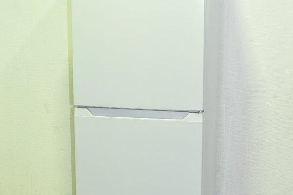 SHARP ノンフロン冷凍冷蔵庫 SJ-BD23K-W 51kg/230L 2023年製