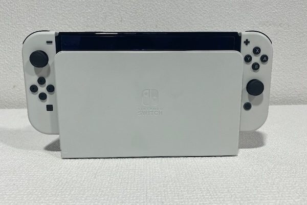 任天堂 ニンテンドースイッチ 有機ELモデル HEG-001