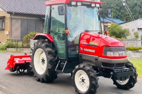 ヤンマートラクター エコトラ AF-645 45馬力 使用時間653時間 ニプロロータリーSX-2008 ハイスピード エアコンキャビン付き