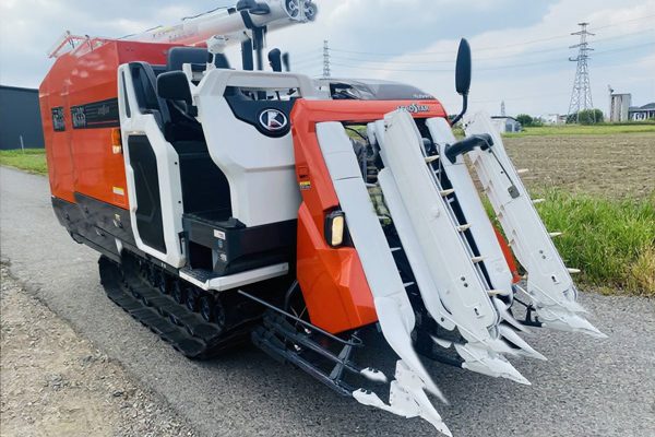 クボタ コンバイン AR335 35馬力 使用時間411時間 3条刈 デラックス仕様 デバイダー付