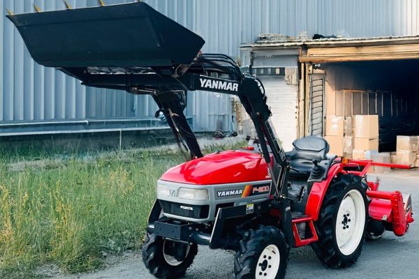 ヤンマー（YANMAR） トラクター F200 20馬力 使用時間533時間 4WD フロントローダー 250Kg対応